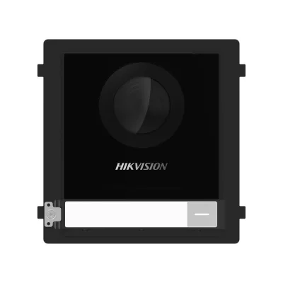 Panou videointerfon modular de exterior Hikvision DS-KD8003-IME1(B); 1 x buton apelare, camera video wide angle 180° Fish eye 2MP; permite conectarea pana la 8 submodule de extensie, conectare: TCP/IP, RTSP; customizare afisare nume; montaj aplicat sau