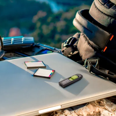 MEMORIE USB Type-C 3.2 ADATA 64 GB, retractabila, carcasa plastic, negru / verde "ACHO-UC300-64G-RBK/GN" (timbru verde 0.03 lei)