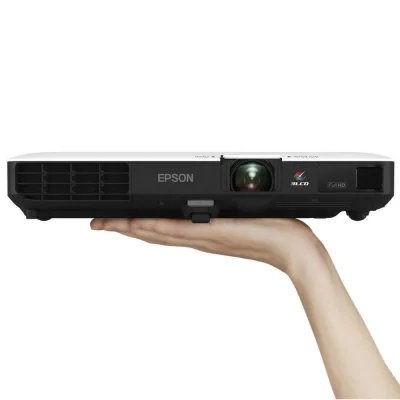 Proiector EPSON EB-1795F, 3LCD, RGB, Ultra portabil, 3200 lumeni, FHD 1920*1080, 16:9, 10000:1, lampa 4000 ore/ 7000 ore Eco mode, dimensiune maxima imagine 300", distanta maxima de proiectie 8.2 m, USB type A, USB type B, composit, VGA, HDMI, Miracast,