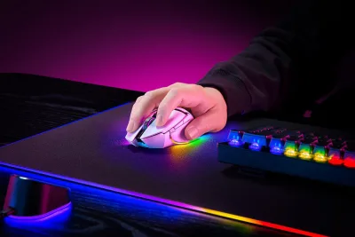 Mouse Gaming Razer Basilisk V3 Pro, 30000 dpi, alb