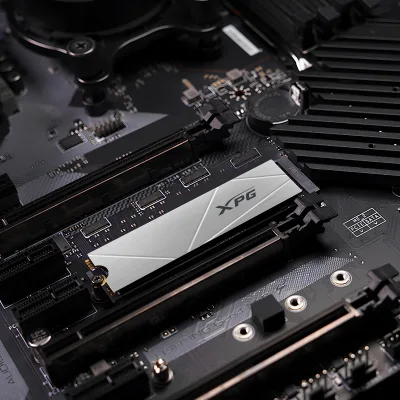 SSD ADATA XPG GAMMIX S60, 1 TB, M.2, PCIe Gen 4x4, 3D Nand, R/W: 5000/3200 MB/s, "AGAMMIXS60-1T-CS"