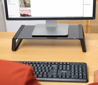 TRUST MONTA GLASS MONITOR STAND BLK "25271"